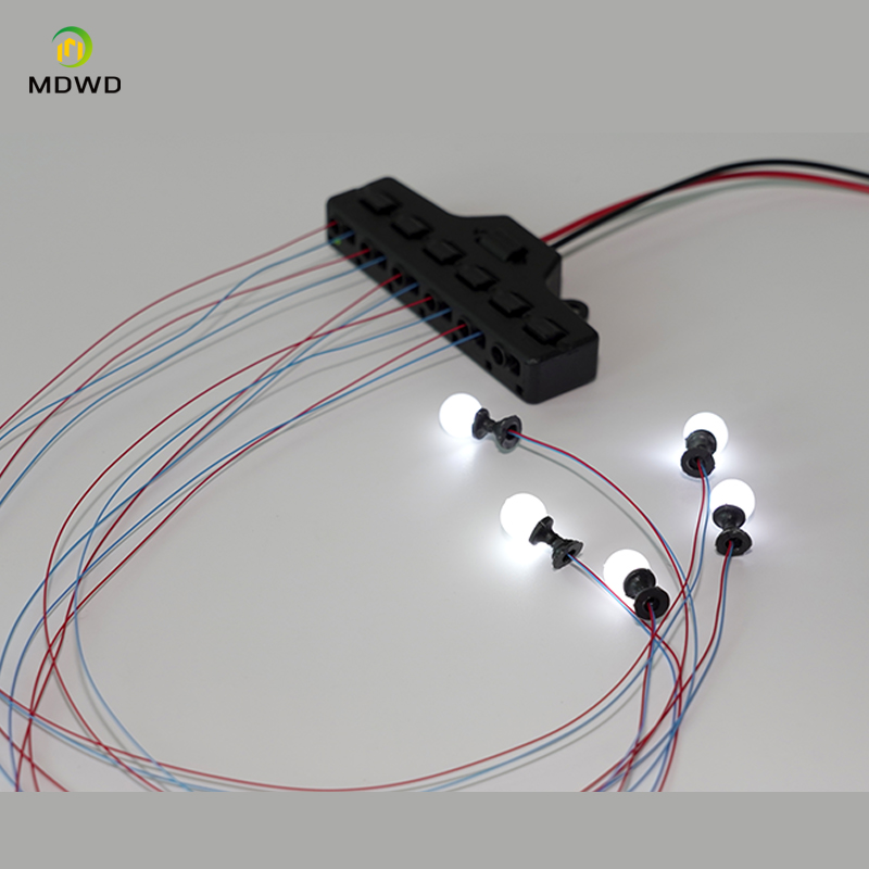 منفذ مشارك موازي LEDLlight Shu - مراجعة Desk Setup Modern وسعره