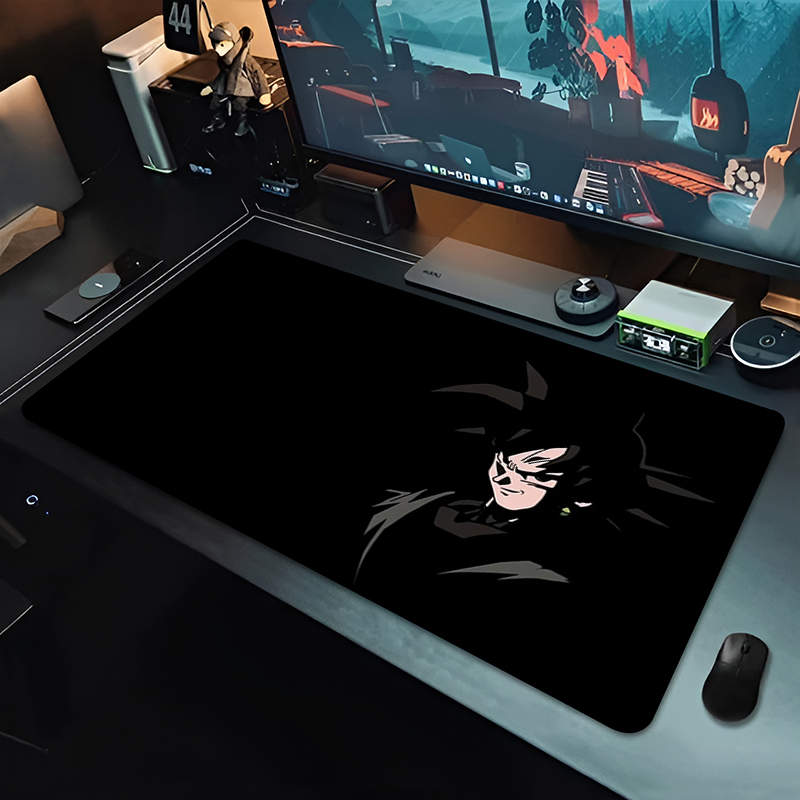 لوحة ماوس كبيرة بتصميم دراغون  - مراجعة Desk Setup Rug وسعره